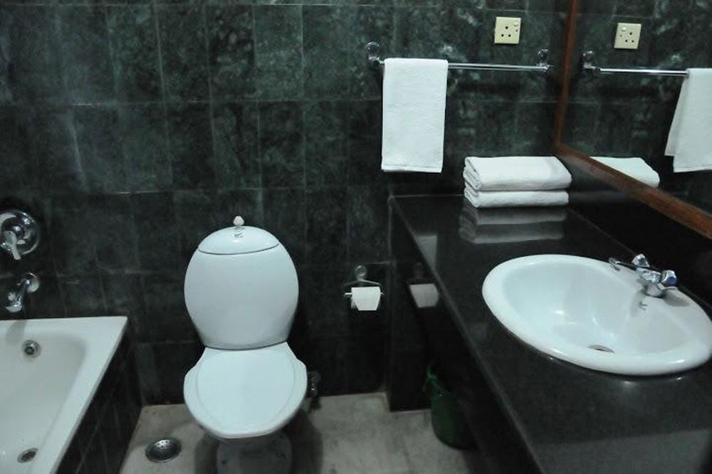 Hotel Clarion Katmandou Extérieur photo